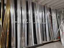 Hardware for tile fitting