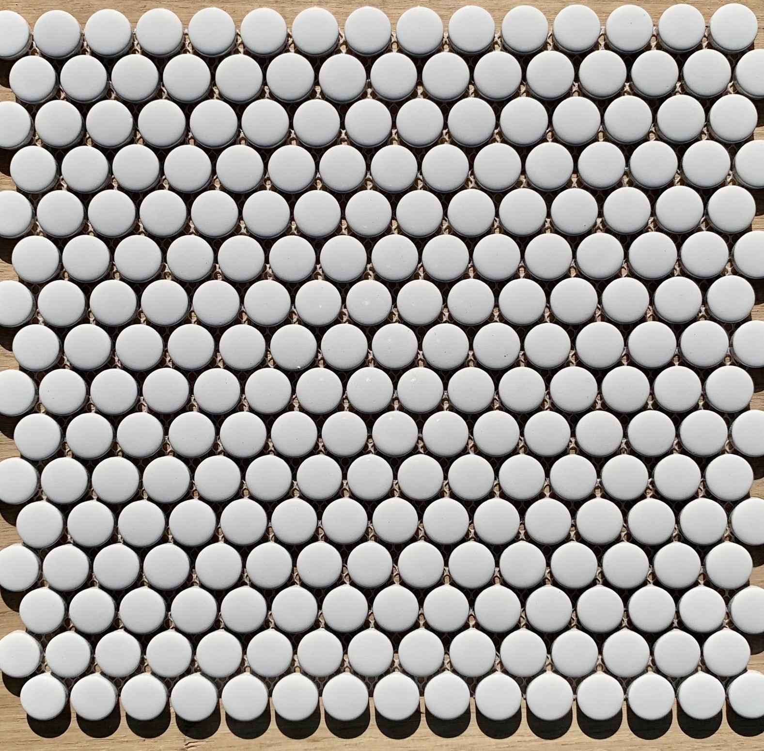 PENNY ROUND WHITE MATT